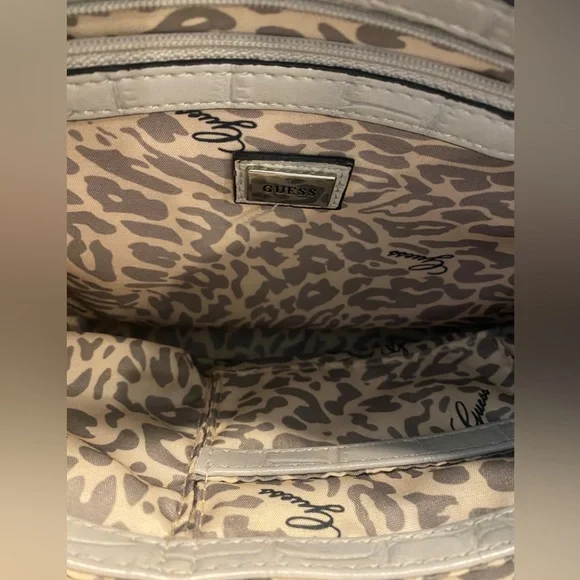 Guess bag - Picture 5 of 6